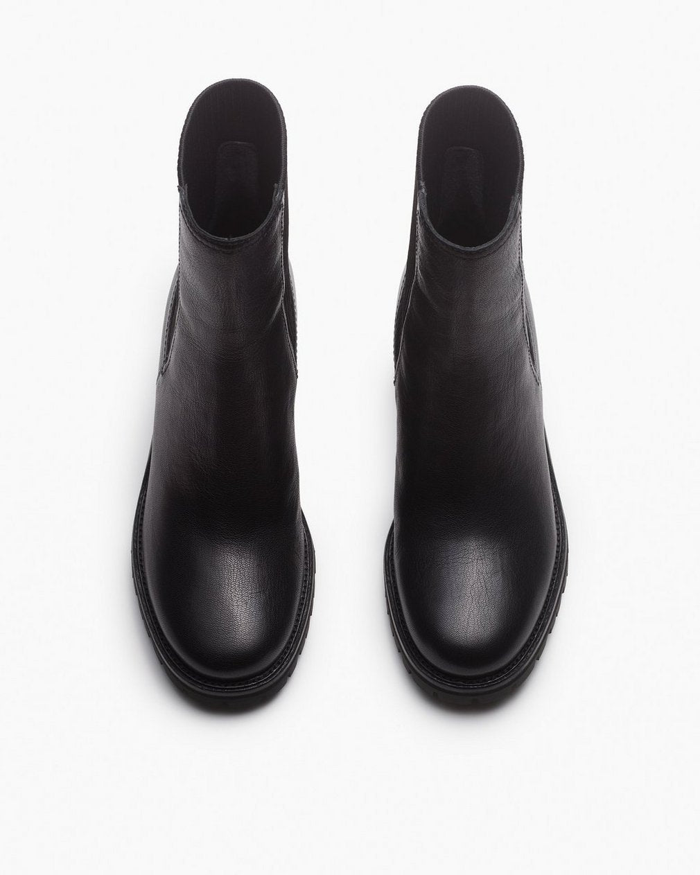 Corey Heeled Leather Chelsea Boots - Black