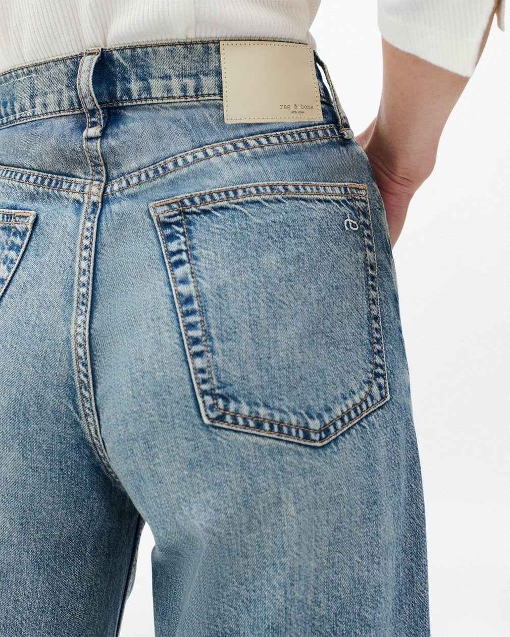 Sofie Wide-Leg Jeans - Theo