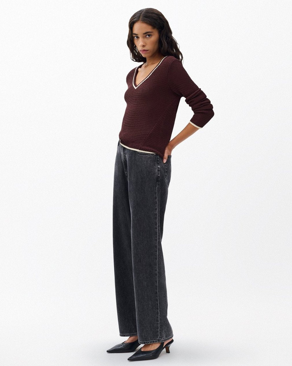 Costi V-Neck Sweater - Chocolate Brown