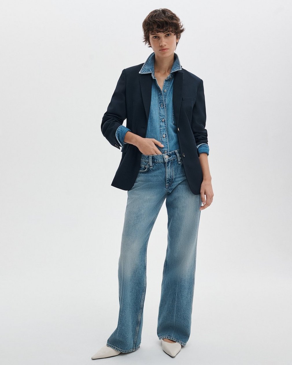 Saige Relaxed Straight Jeans - Rosland