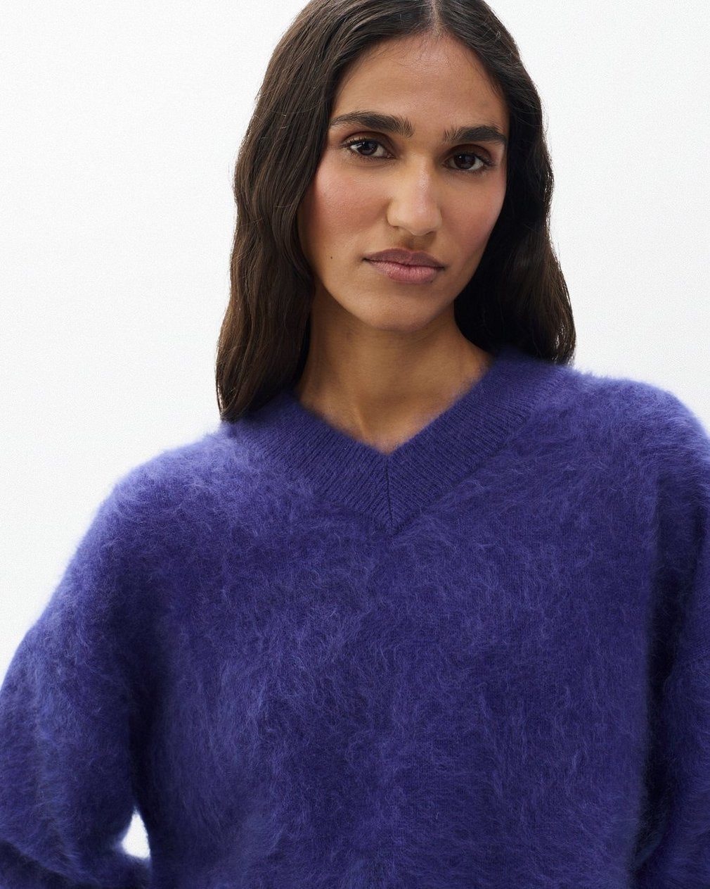 Jada Brushed Cashmere V-Neck Sweater - Dark Blue