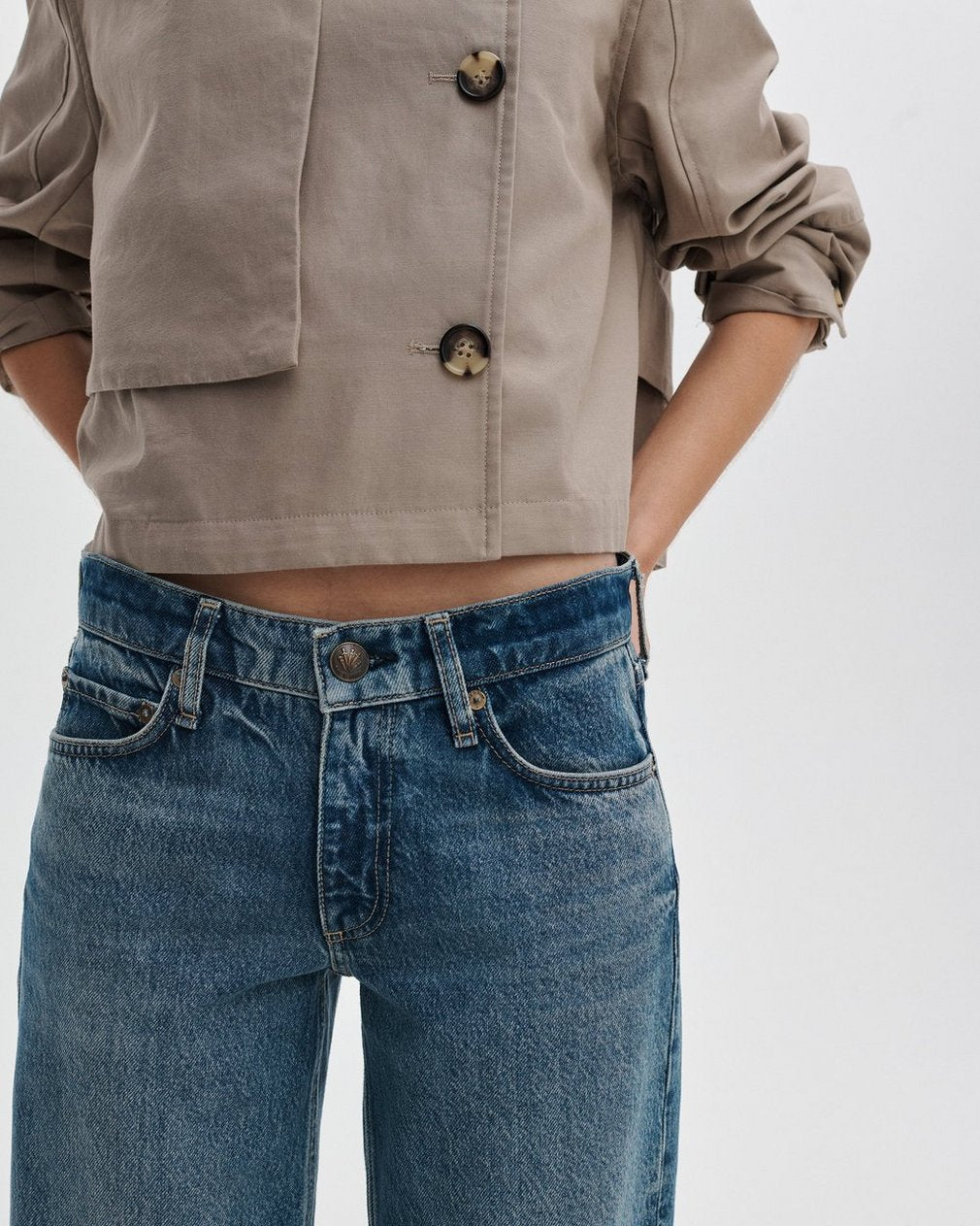 Saige Relaxed Straight Jeans - Echo