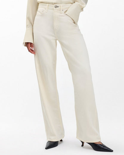 Featherweight Logan Wide Leg - Ecru: Mid-Rise Jean