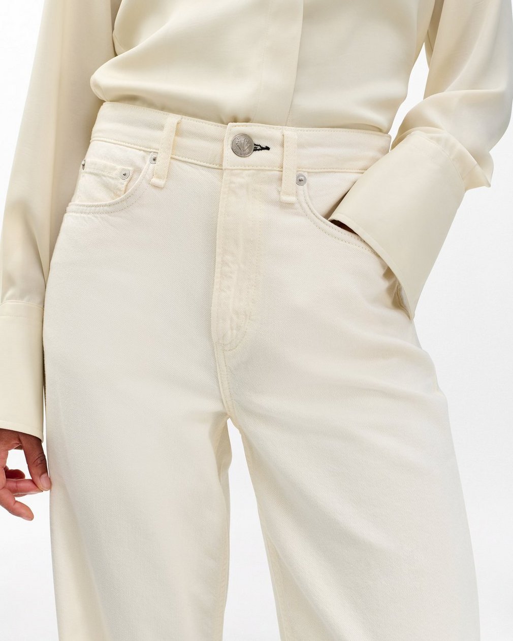 Featherweight Logan Wide Leg - Ecru: Mid-Rise Jean