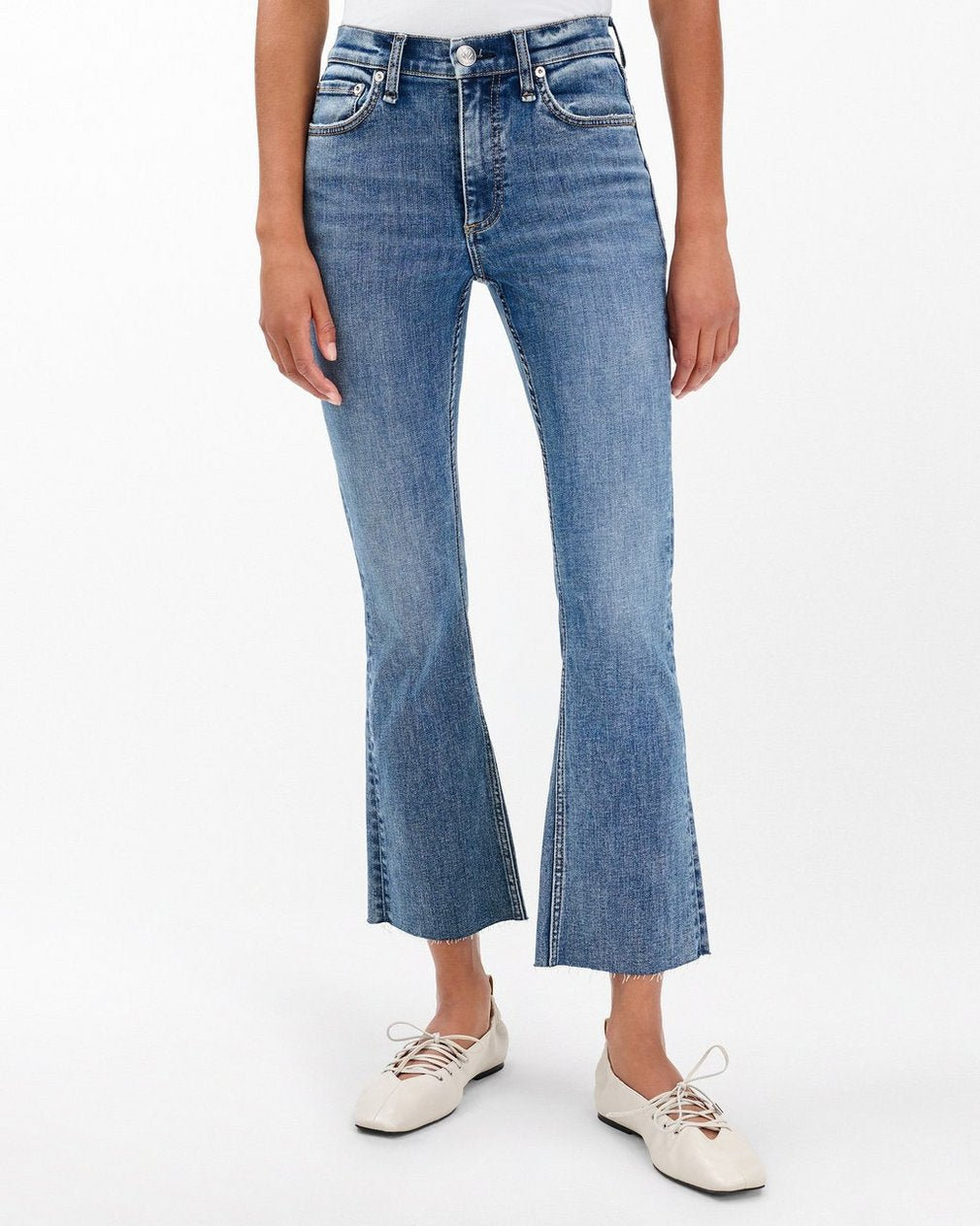 Peyton Ankle Bootcut Jeans - Woodstock