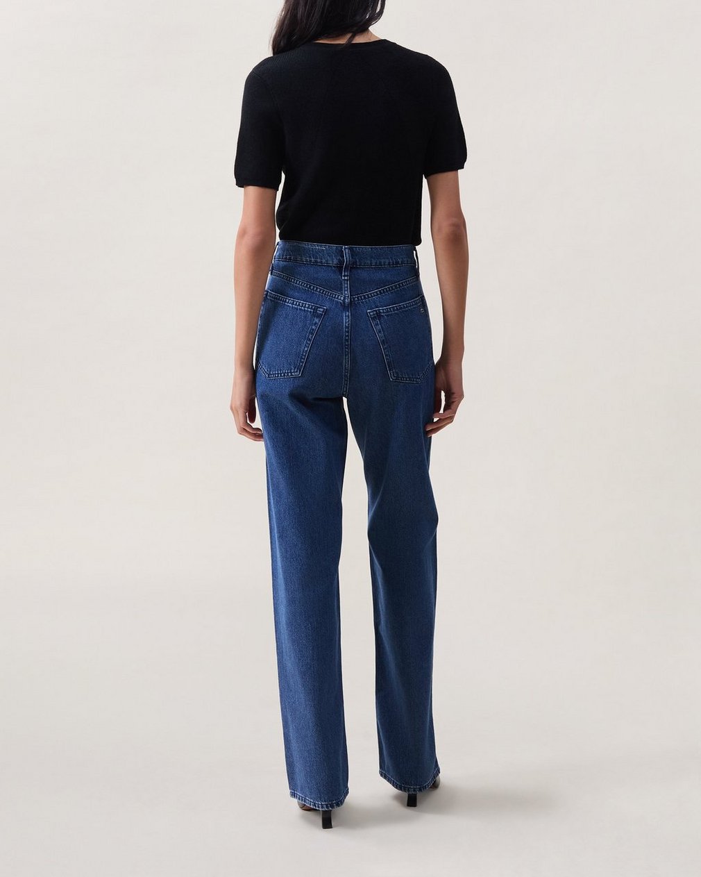 Shannon Relaxed Straight Jeans - Newnan