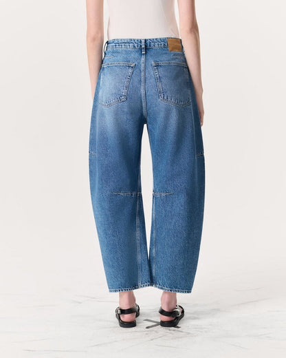 Charlie Ankle-Length Barrel Jeans - Accord