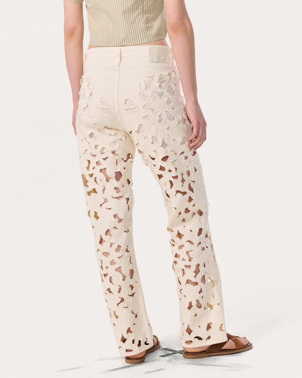 Logan Wide-Leg Jeans - Ecru