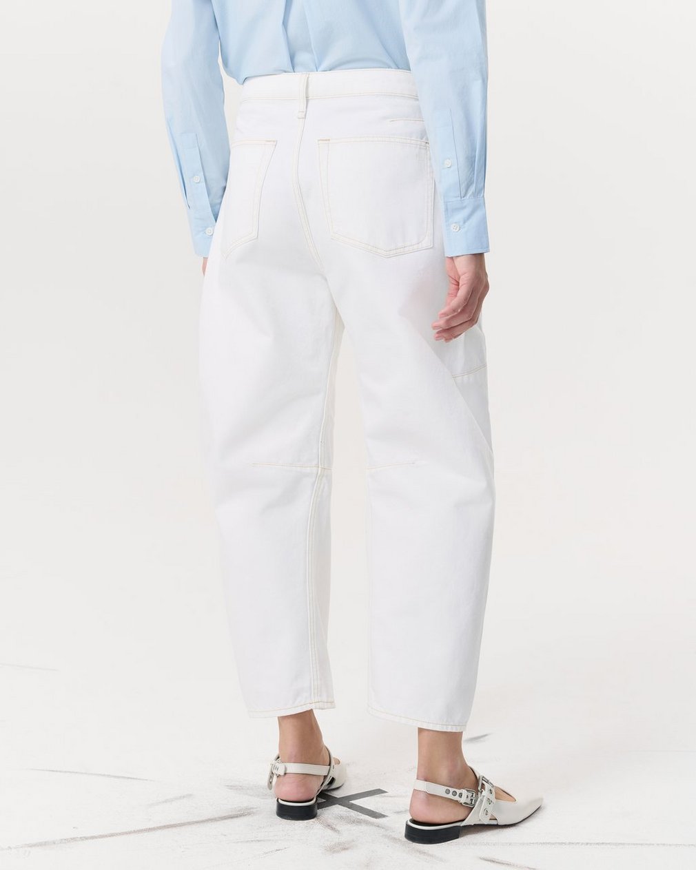 Charlie Ankle-Length Barrel Jeans - White
