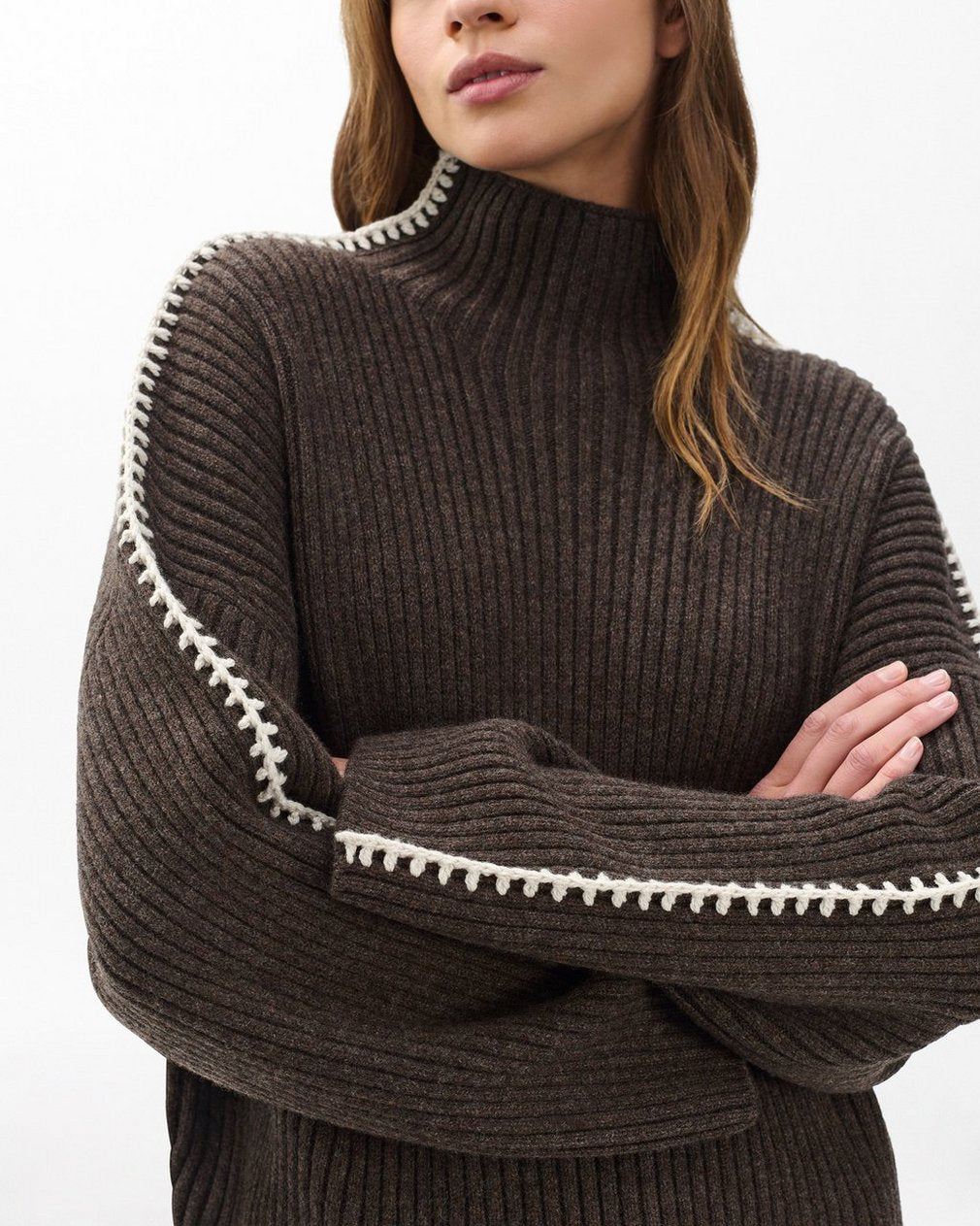 Ingrid Wool Turtleneck - Brown