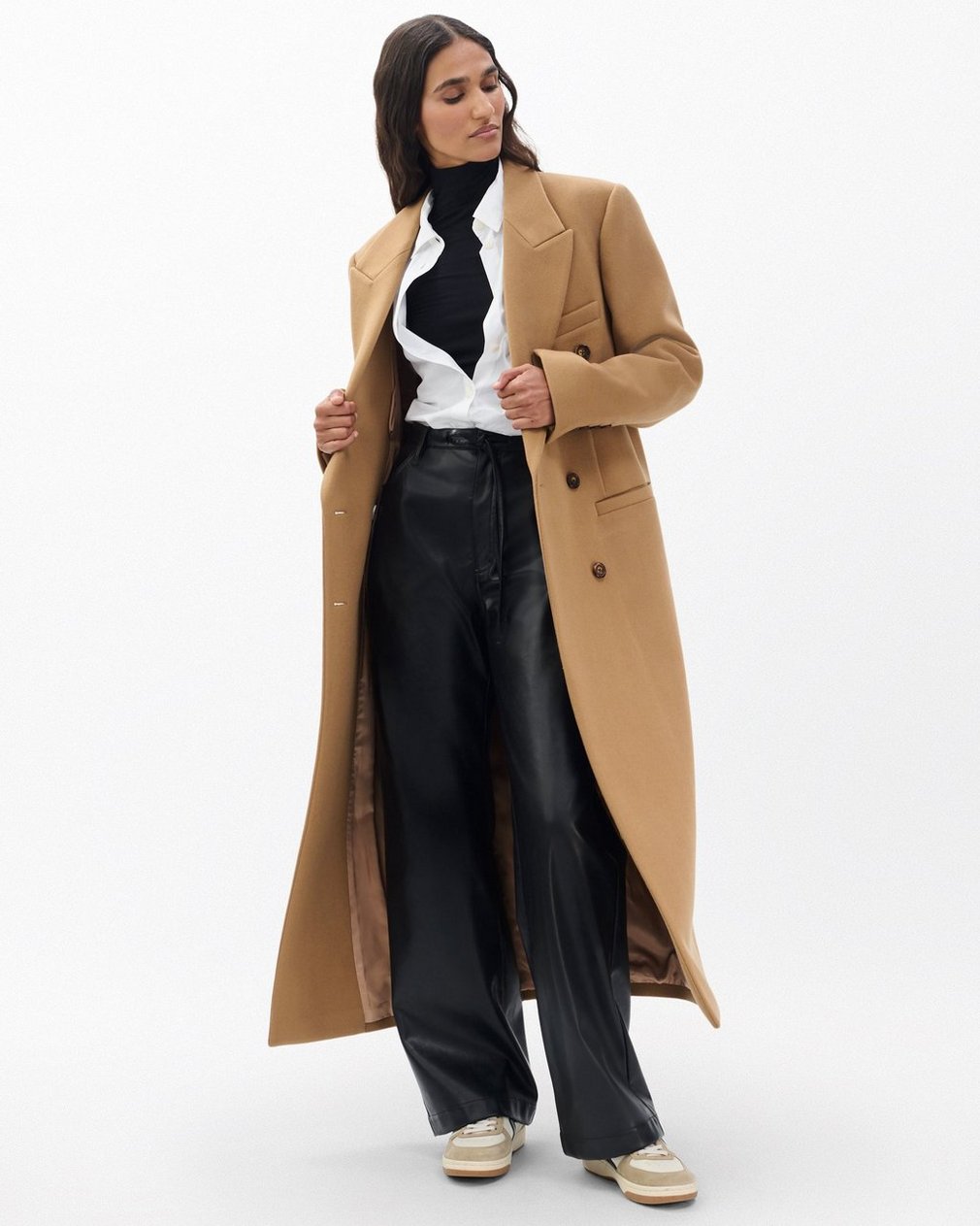Vienna Italian Wool Coat - Camel