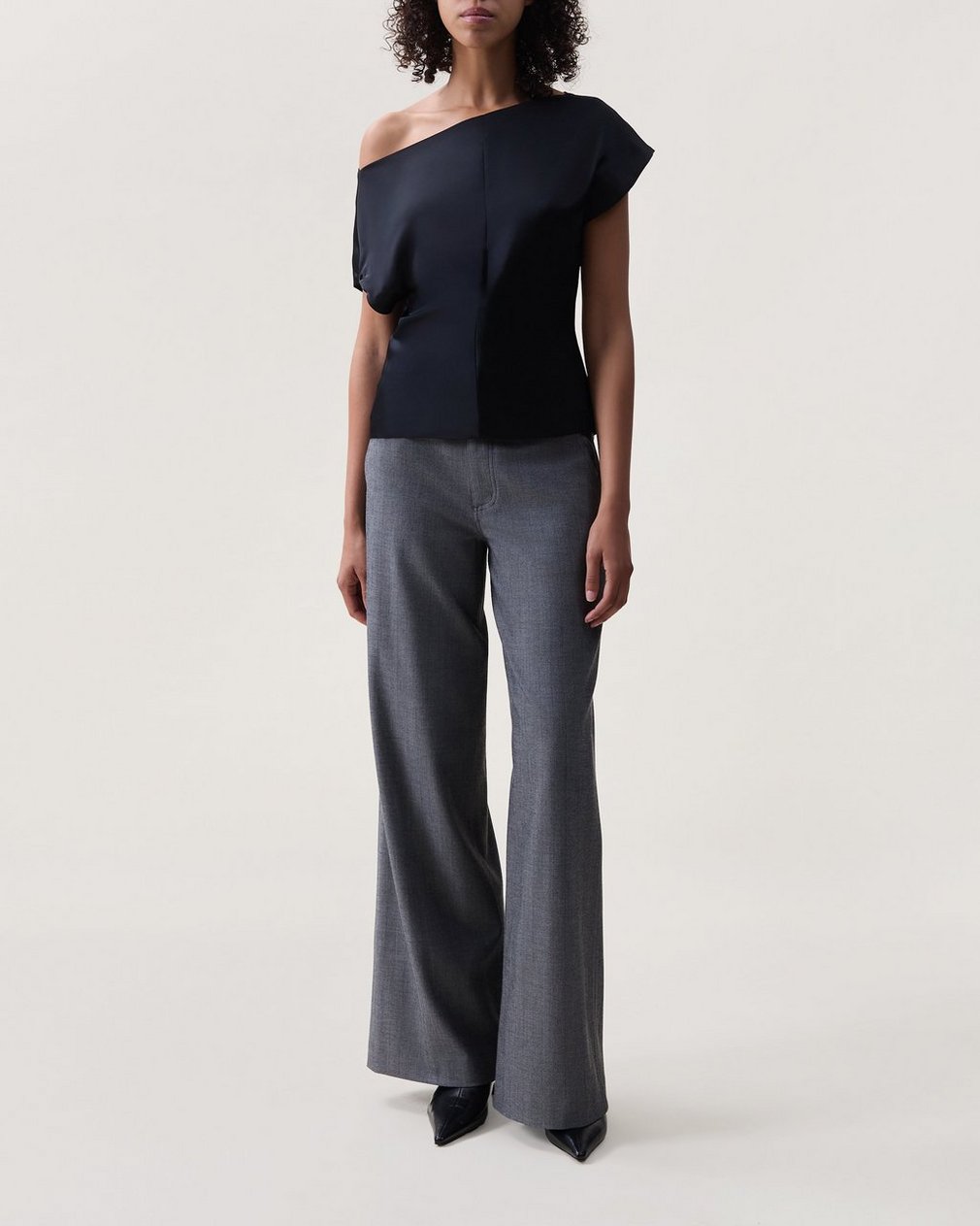 Evelyn Satin Top - Black