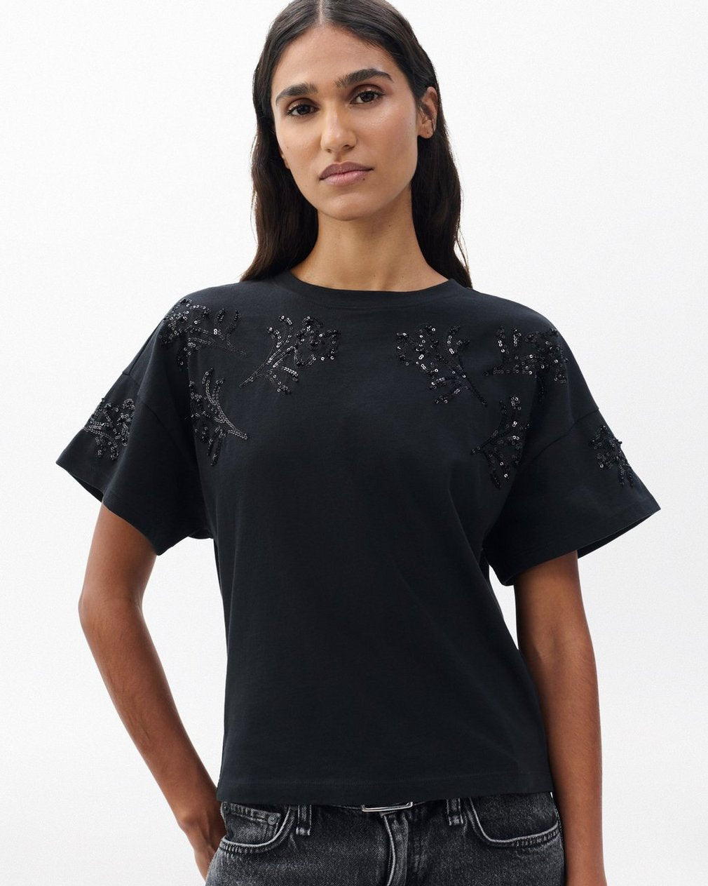 Kelly Boxy Beaded Floral Tee - Black