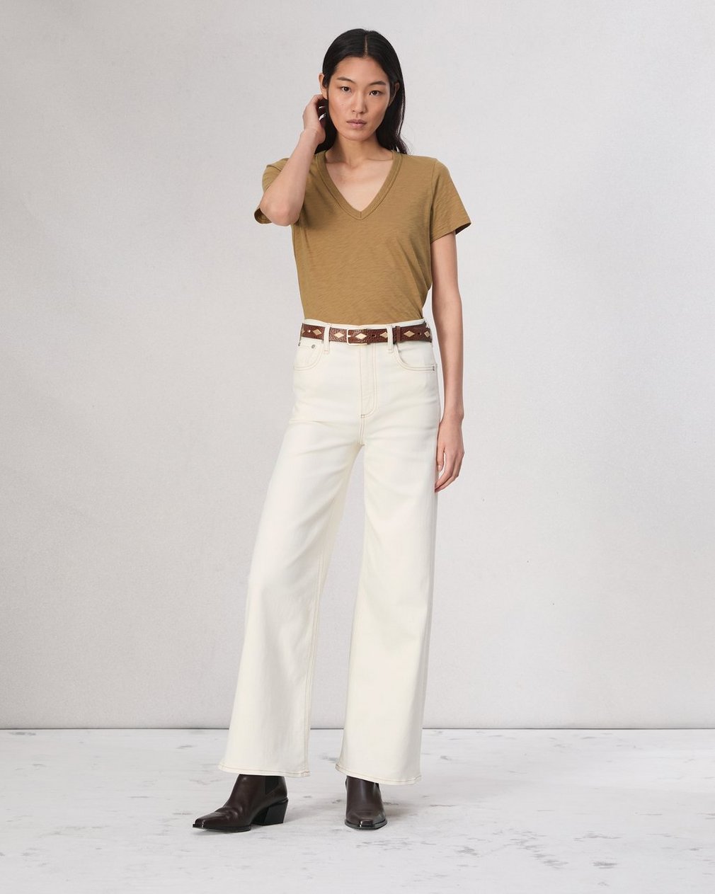 The Slub Vee - Khaki