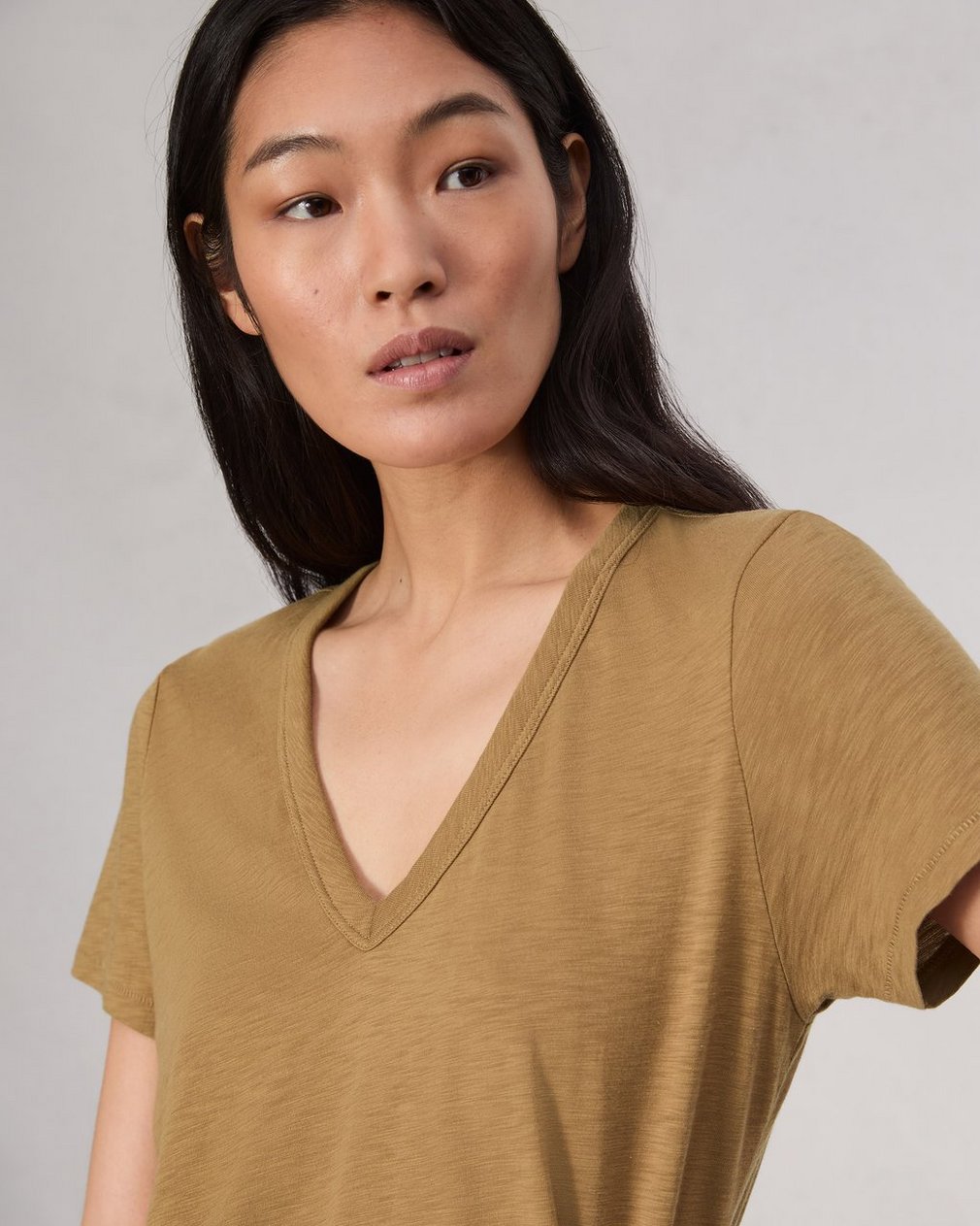 The Slub Vee - Khaki