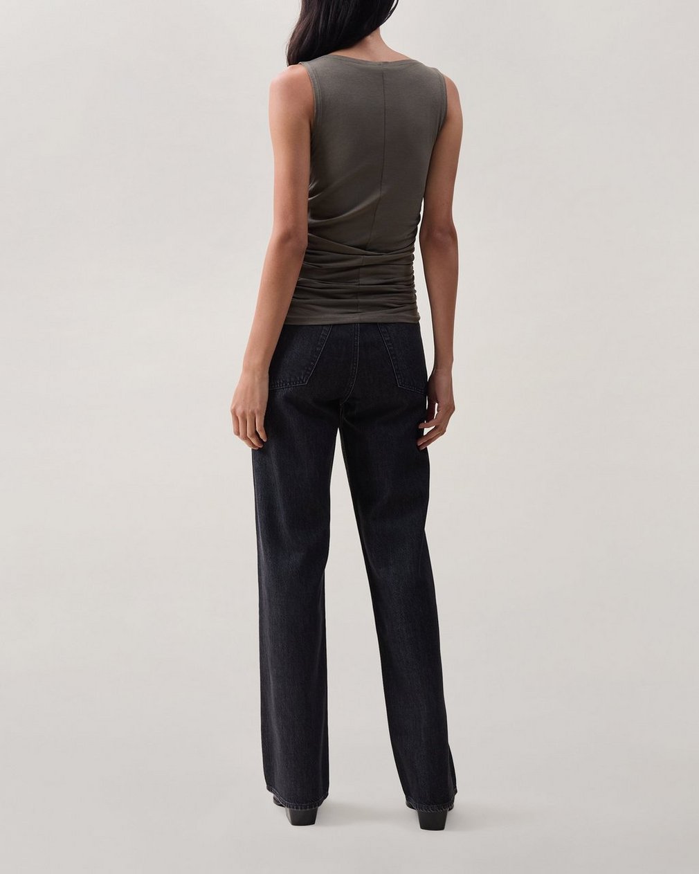 Lucy Ruched Tank Top - Gravel