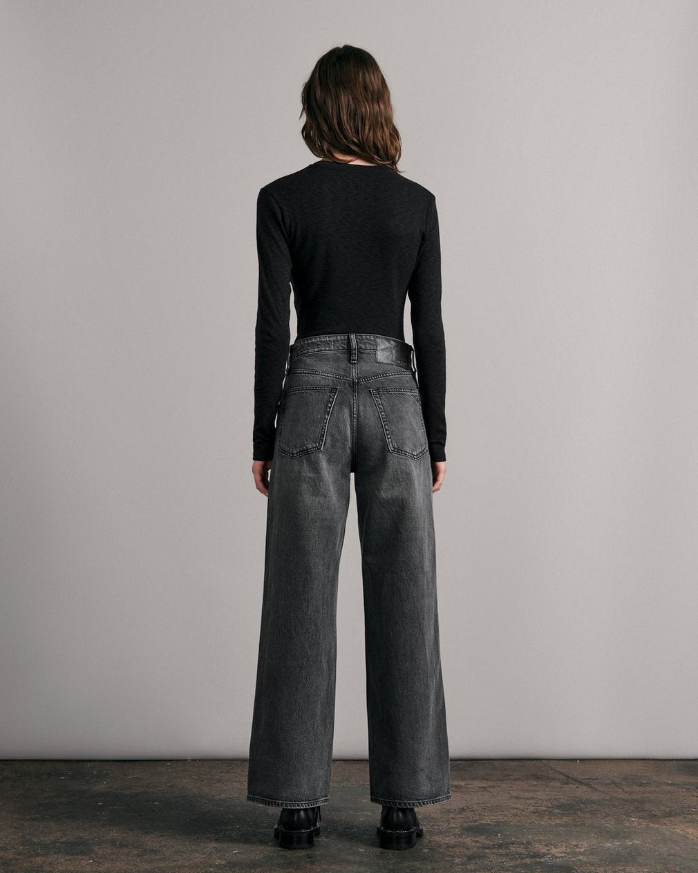 Cropped Longsleeve Rib T-Shirt - Black