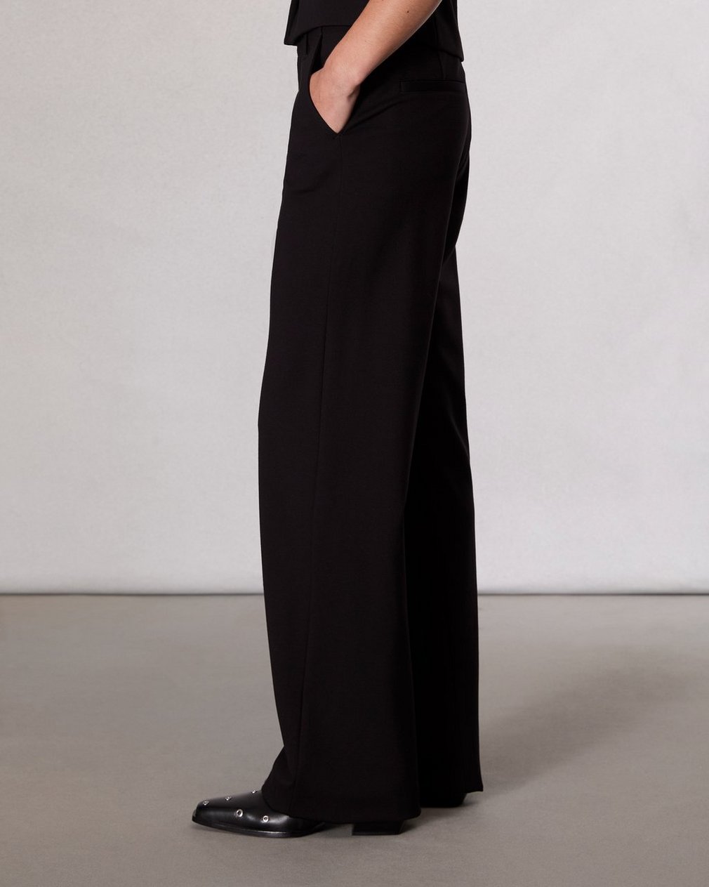 Shea Pants - Black