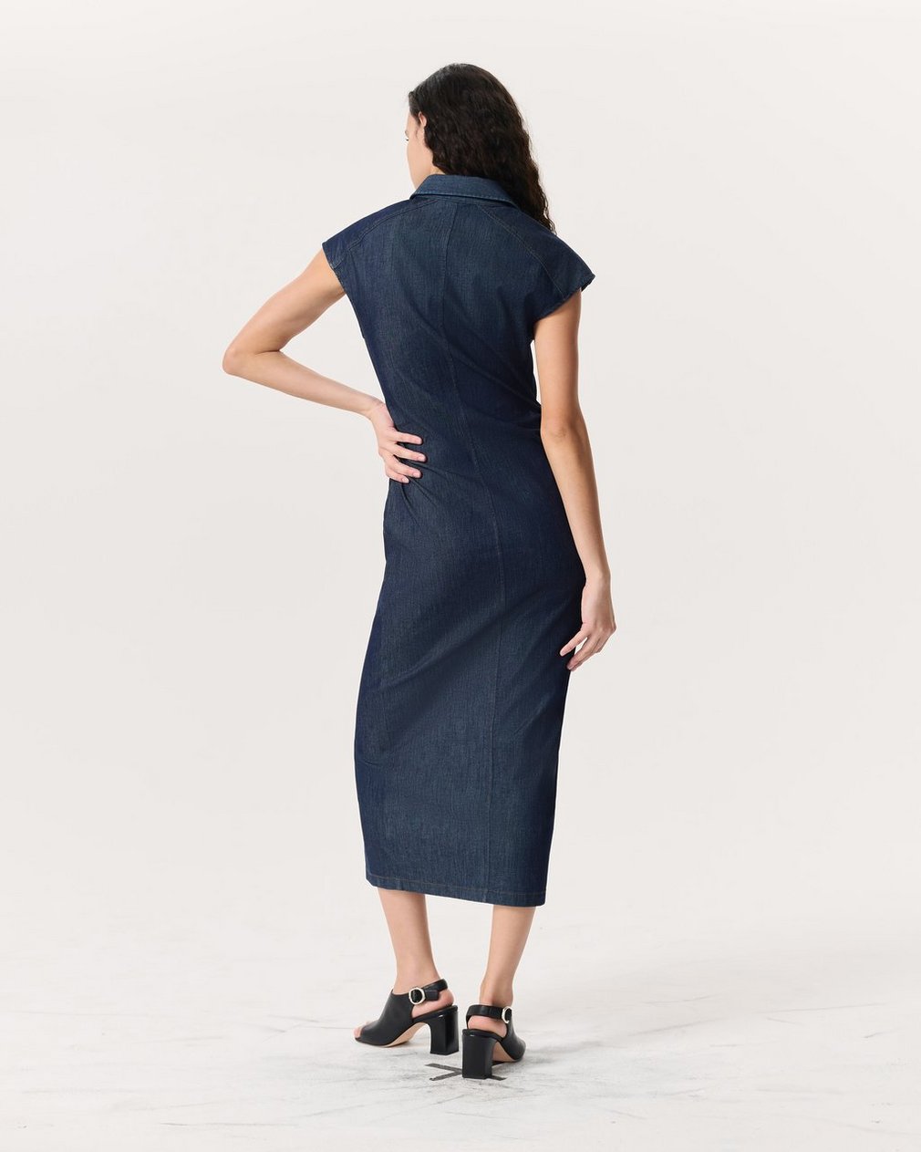 rbAIRFLEX Leah Denim Midi Dress - Rinse