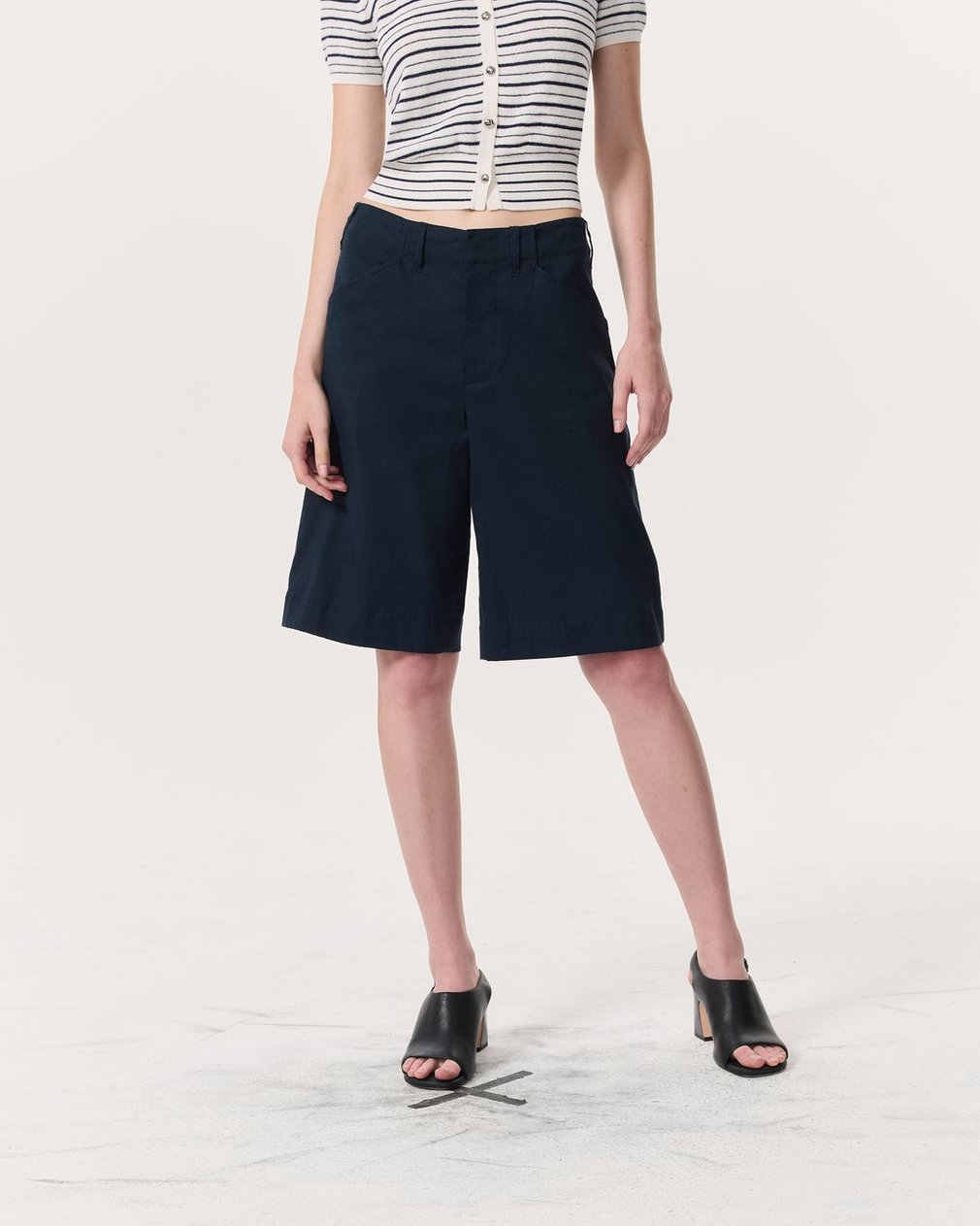 Banks Linen-Blend Shorts - Salute