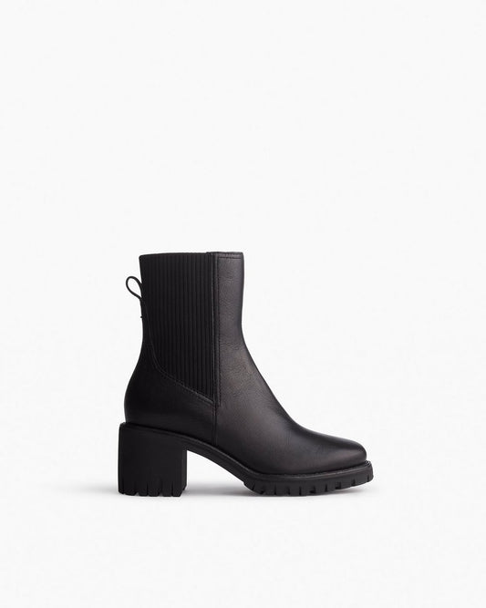 Corey Heeled Leather Chelsea Boots - Black