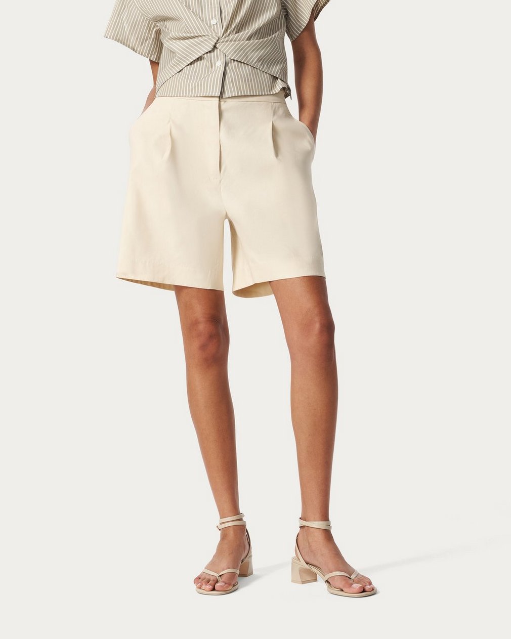 Gemma Strappy Sandals - Macadamia