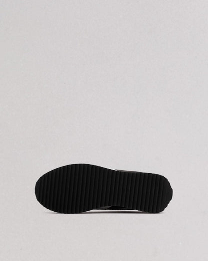 Black Retro Runner: Recycled Materials Sneaker