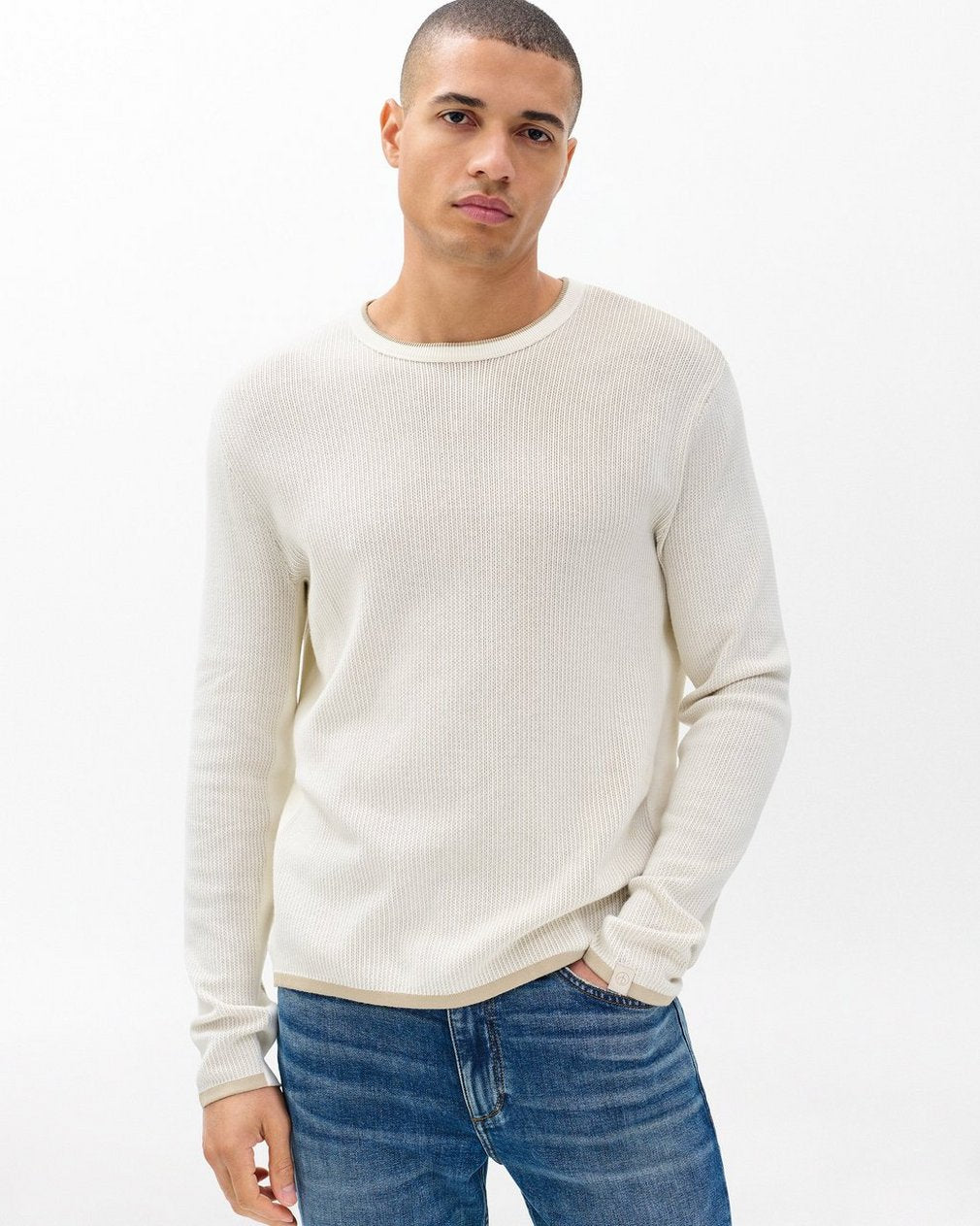Harvey Crew - Ivory