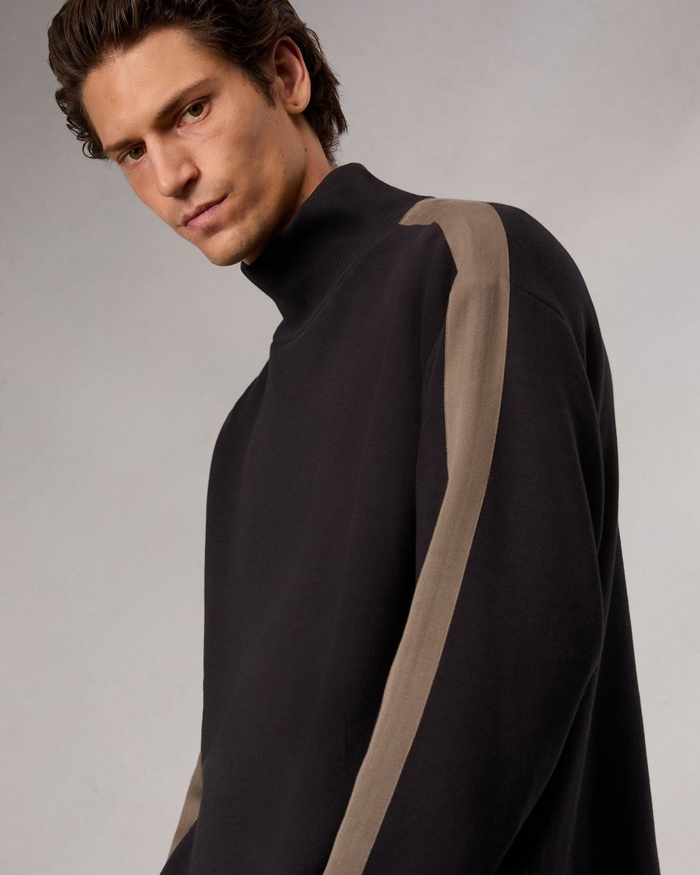 Mockneck Sweatshirt - Black