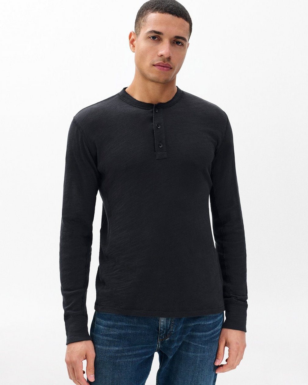 Classic Long-Sleeve Crewneck Henley in Black