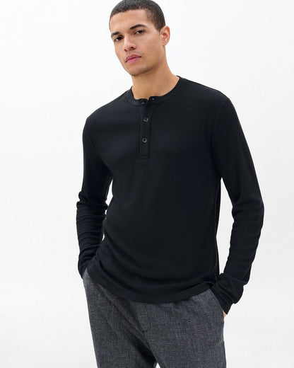 Tech Waffle Henley - Black