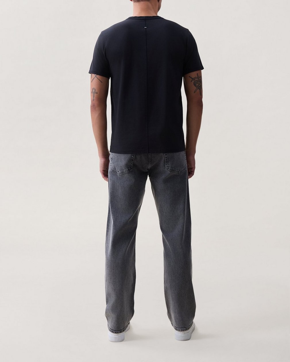 rb NY Logo Tee - Black