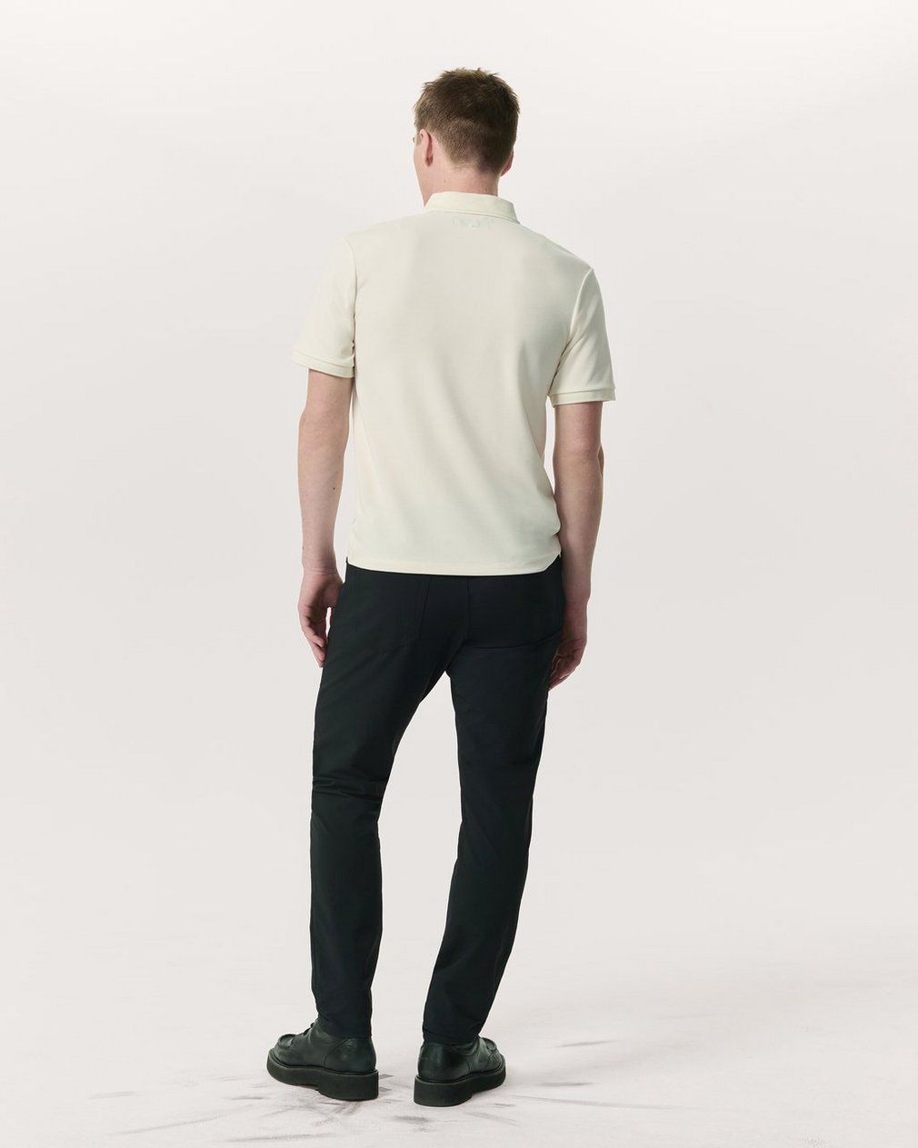 Tech Stretch Piqué Polo - Chalk