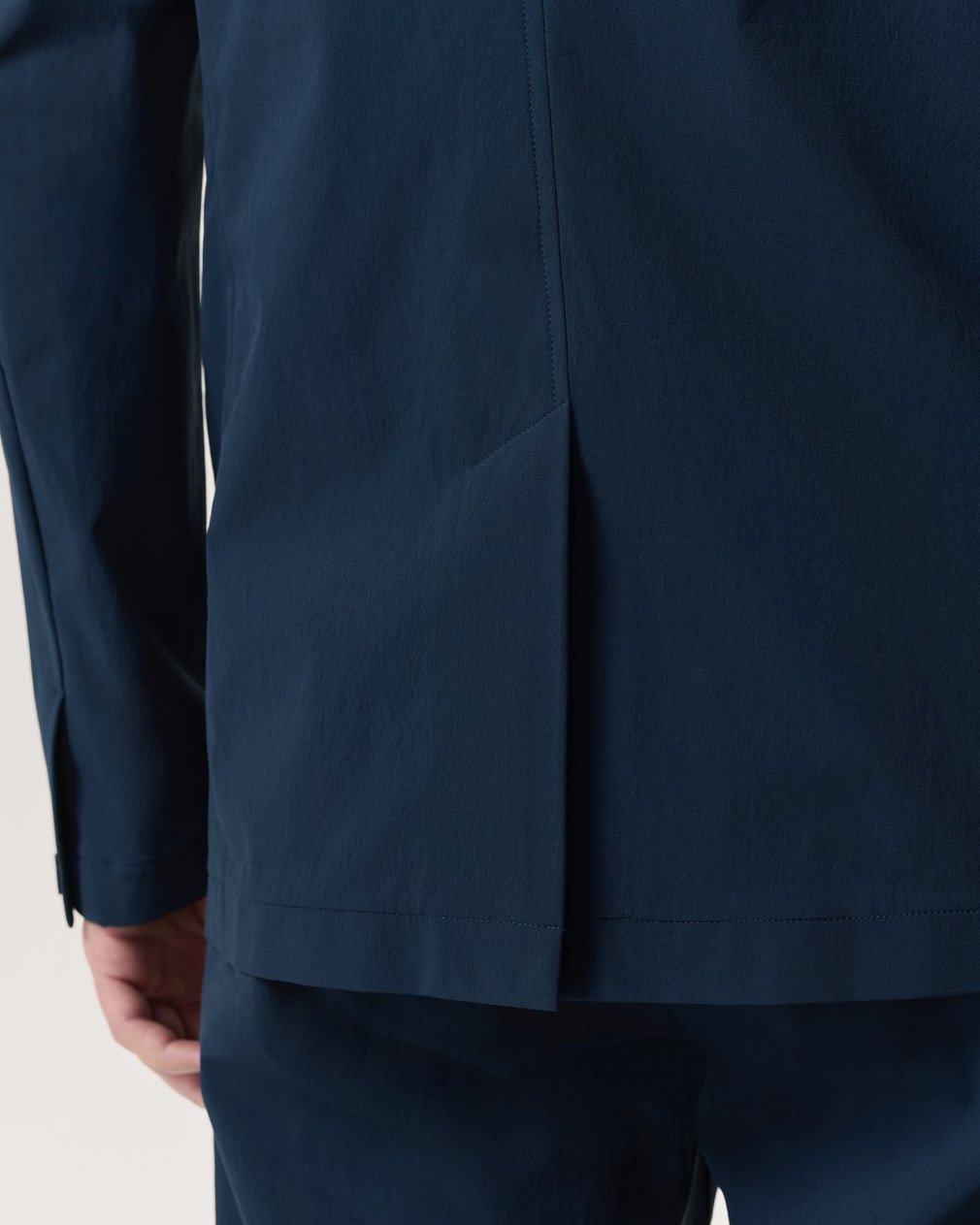 Butler Stretch Nylon Blazer - Navy