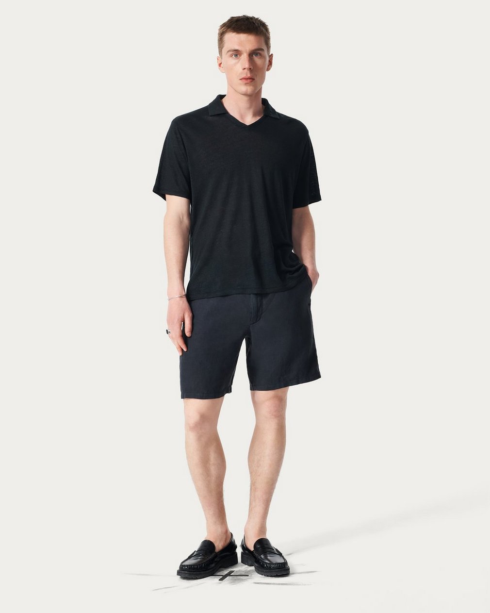 Linen Johnny Collar Polo - Black